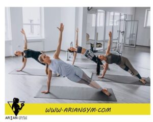 چهار خانوم در حال انجام ورزش پیلاتس